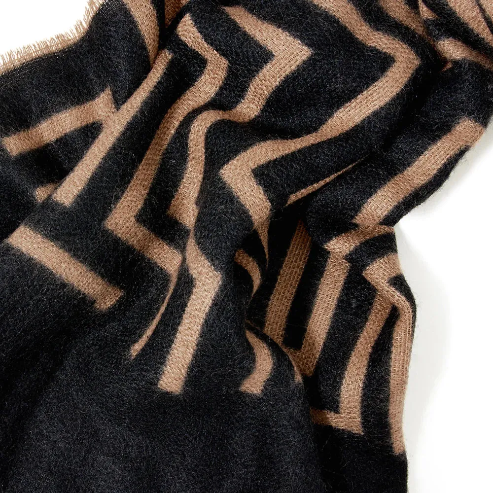 Accessorize London Women's Multi Firenze Geo Supersoft Blanket