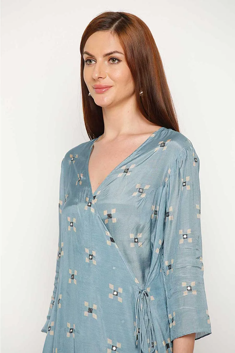 Blue Embroidered High-Low Kurta Set (Set of 2)