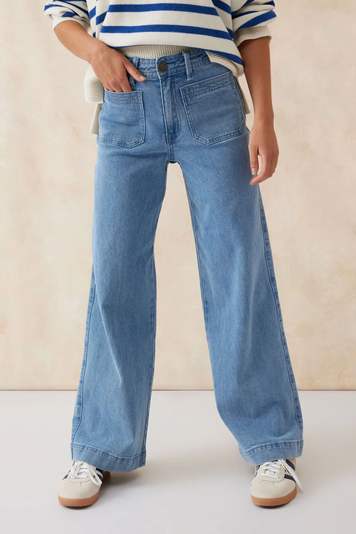 Ceres Life Wide Leg Patch Pocket Jeans - vintage blue comfort stretch