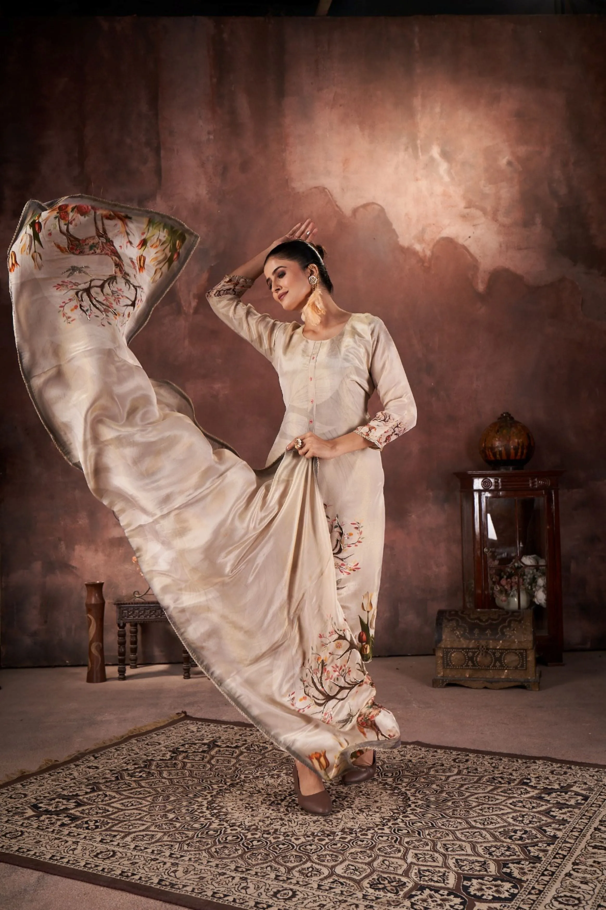 Cream Embellished Crepe Silk Kurta Pant Set