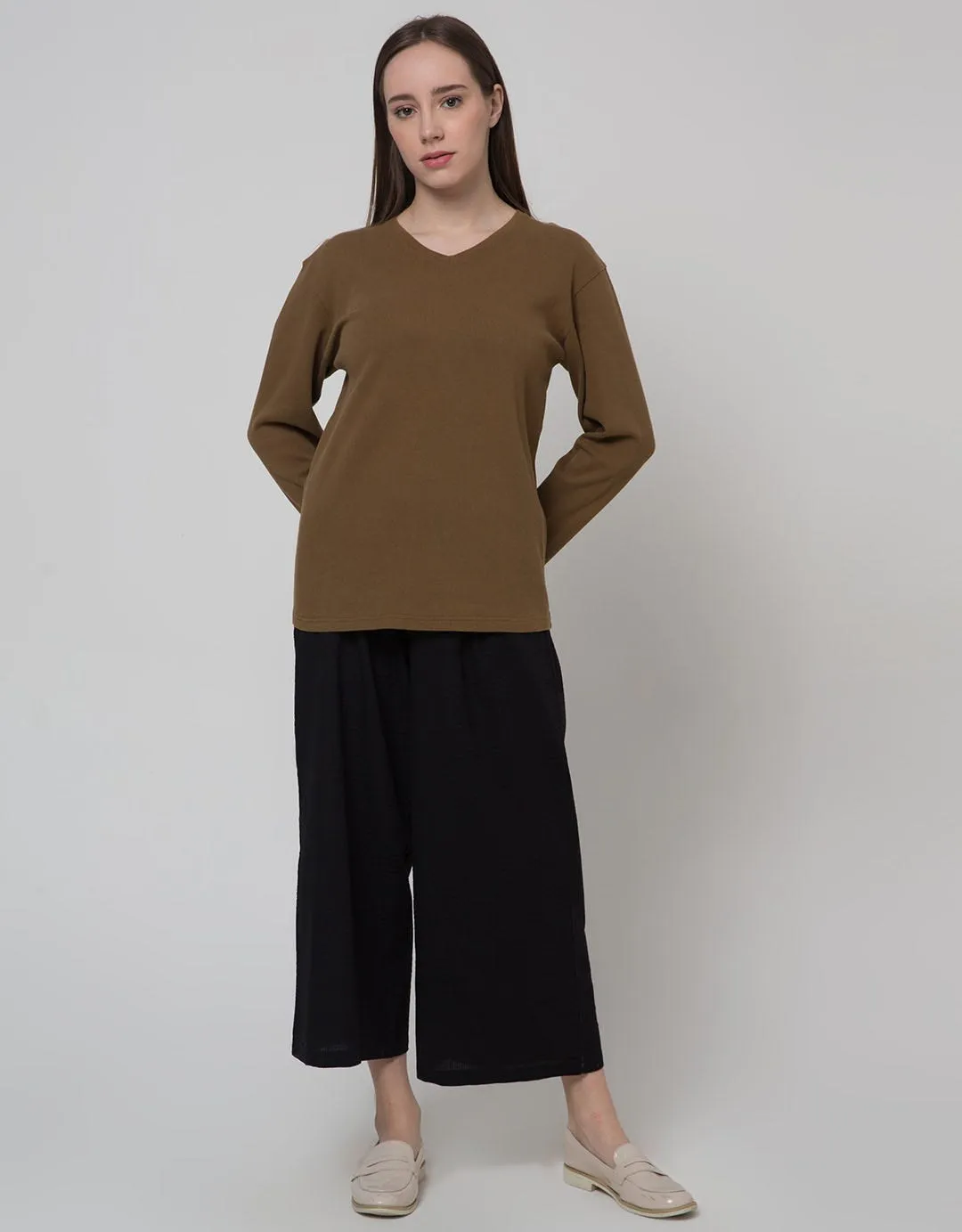 Details Long Pants Textured Fabric