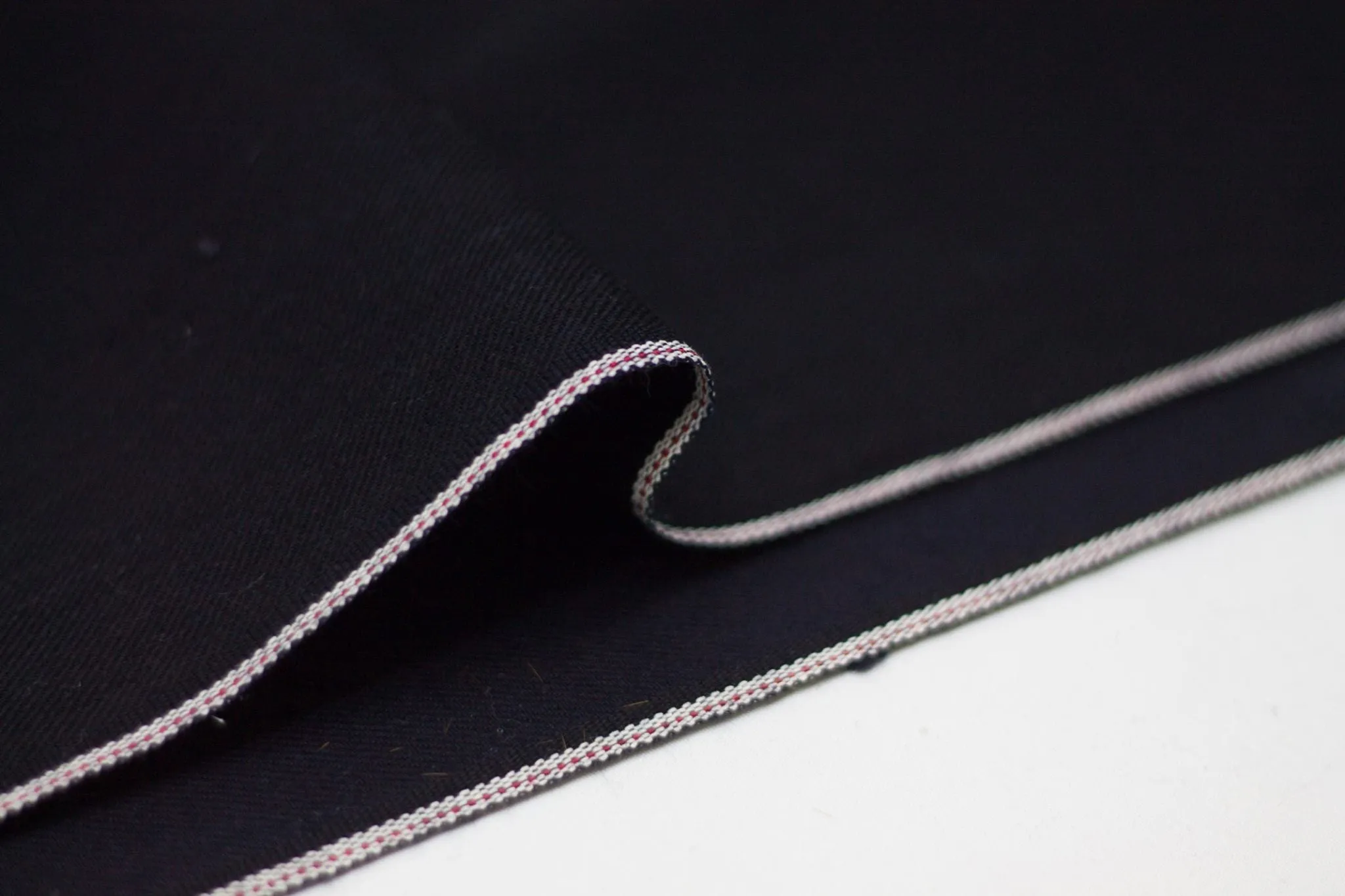 DOUBLE BLACK STRETCH SELVEDGE DENIM