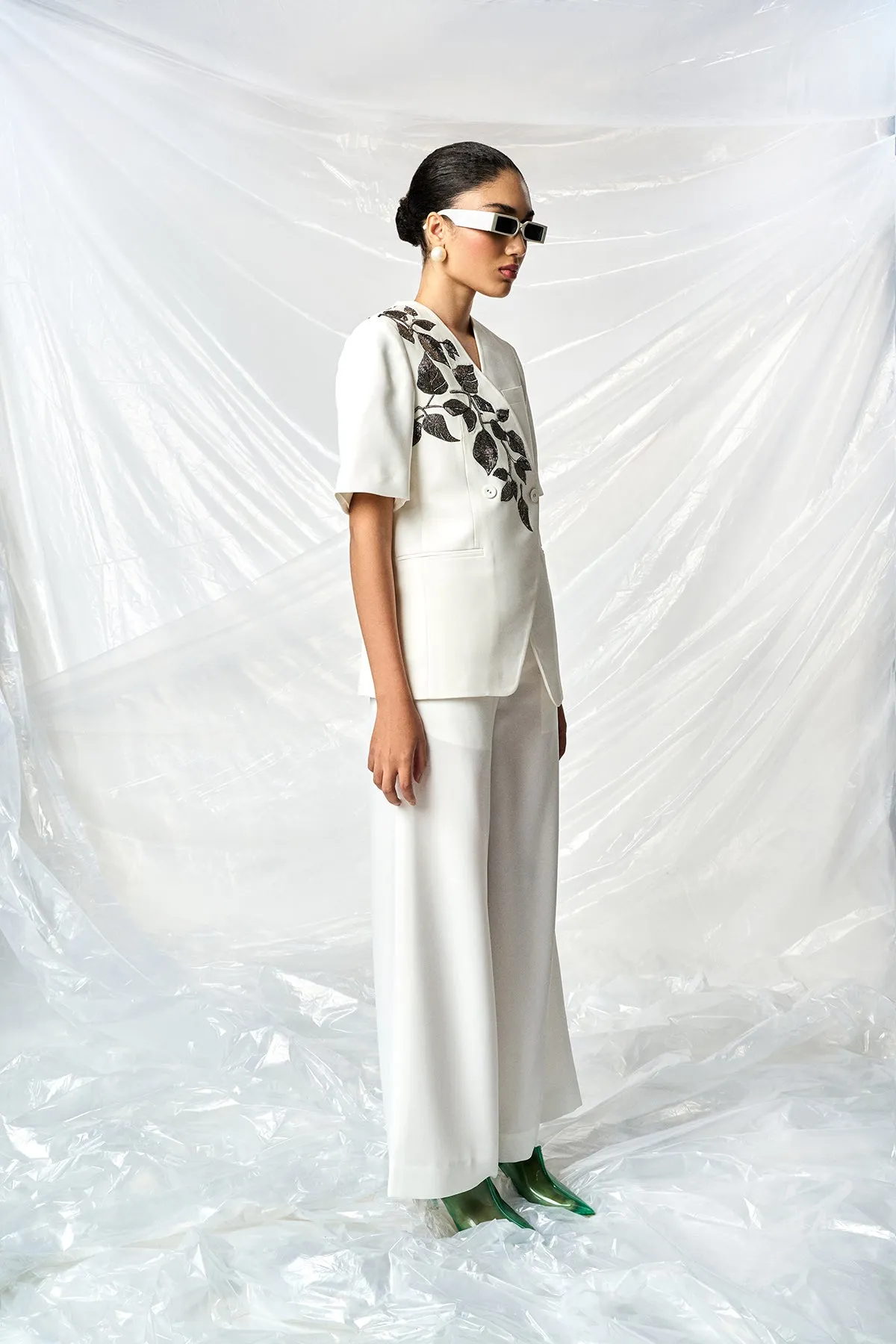 FLARED PANTS OF ( HAZEL LEAVES HALF SLEEVES BLAZER )
