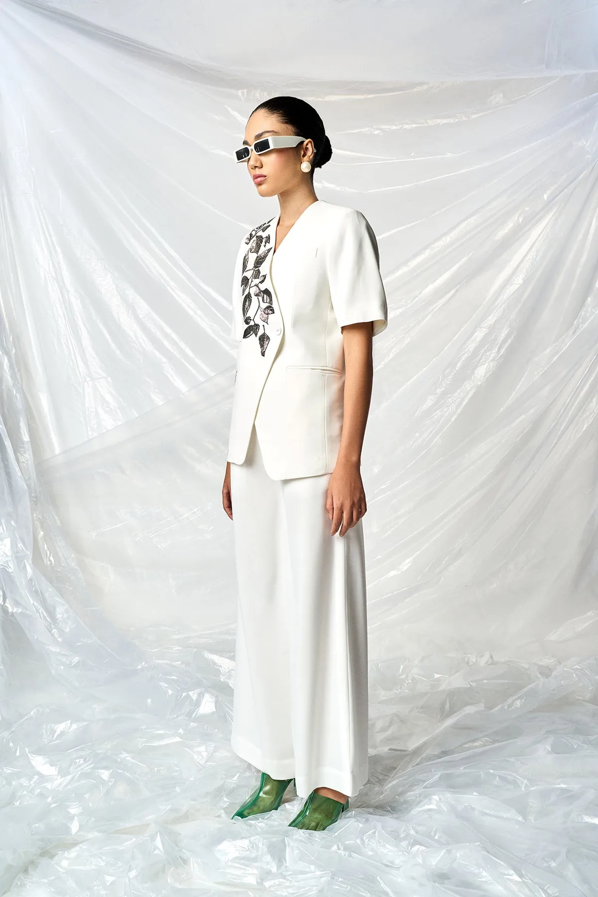 FLARED PANTS OF ( HAZEL LEAVES HALF SLEEVES BLAZER )