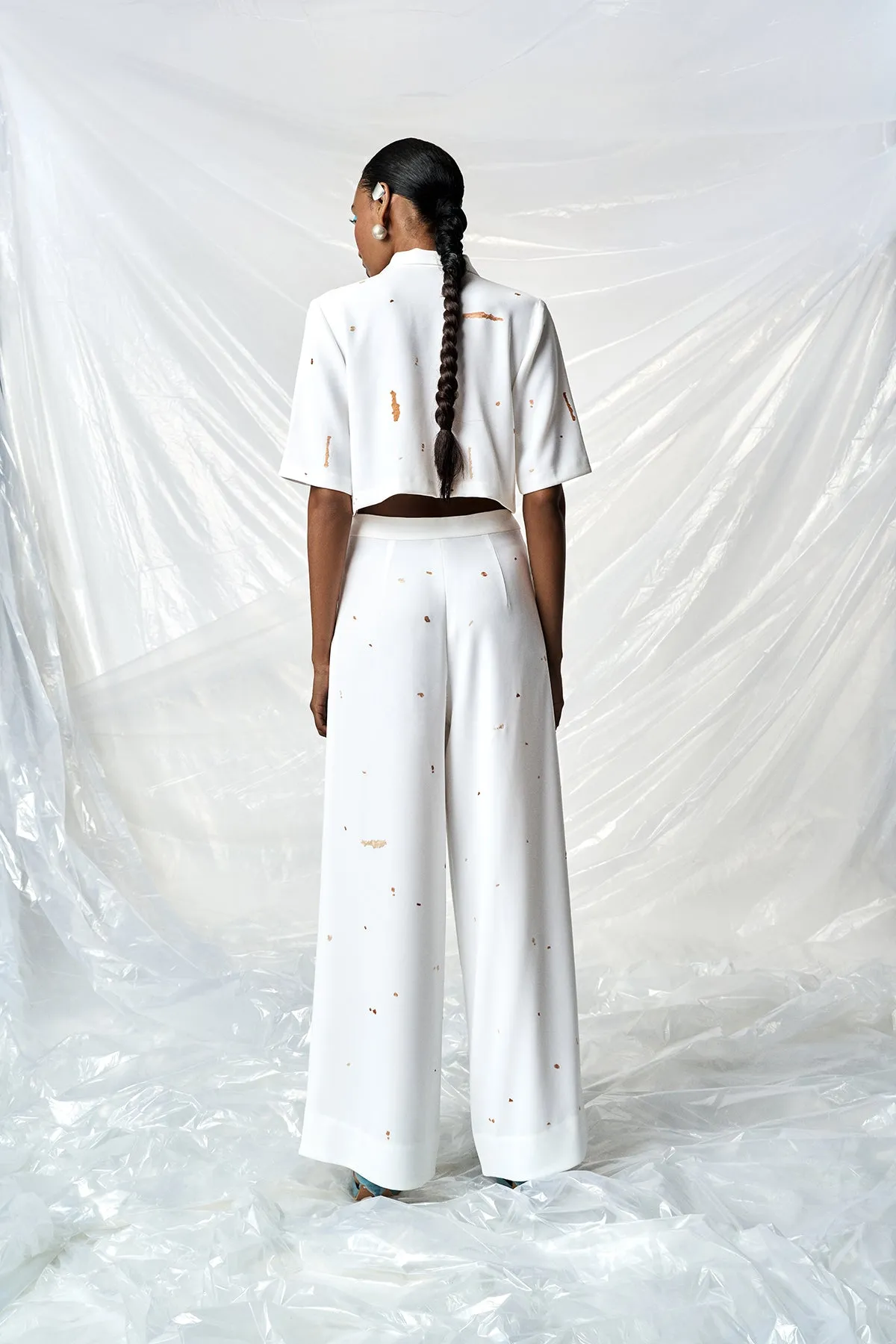 FLARED PANTS OF (SUMMER PLANT CROPPED SHIRT )