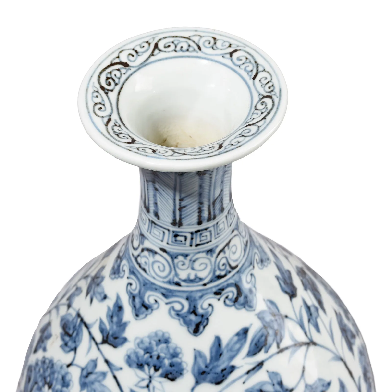 Hongwu Blue & White Porcelain Yuhuchunping Vase - Trailing Peony