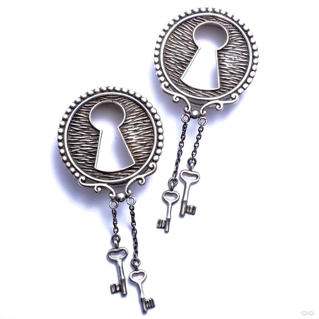 Keyhole Plugs in Silver in 1 ⅜” from Tawapa