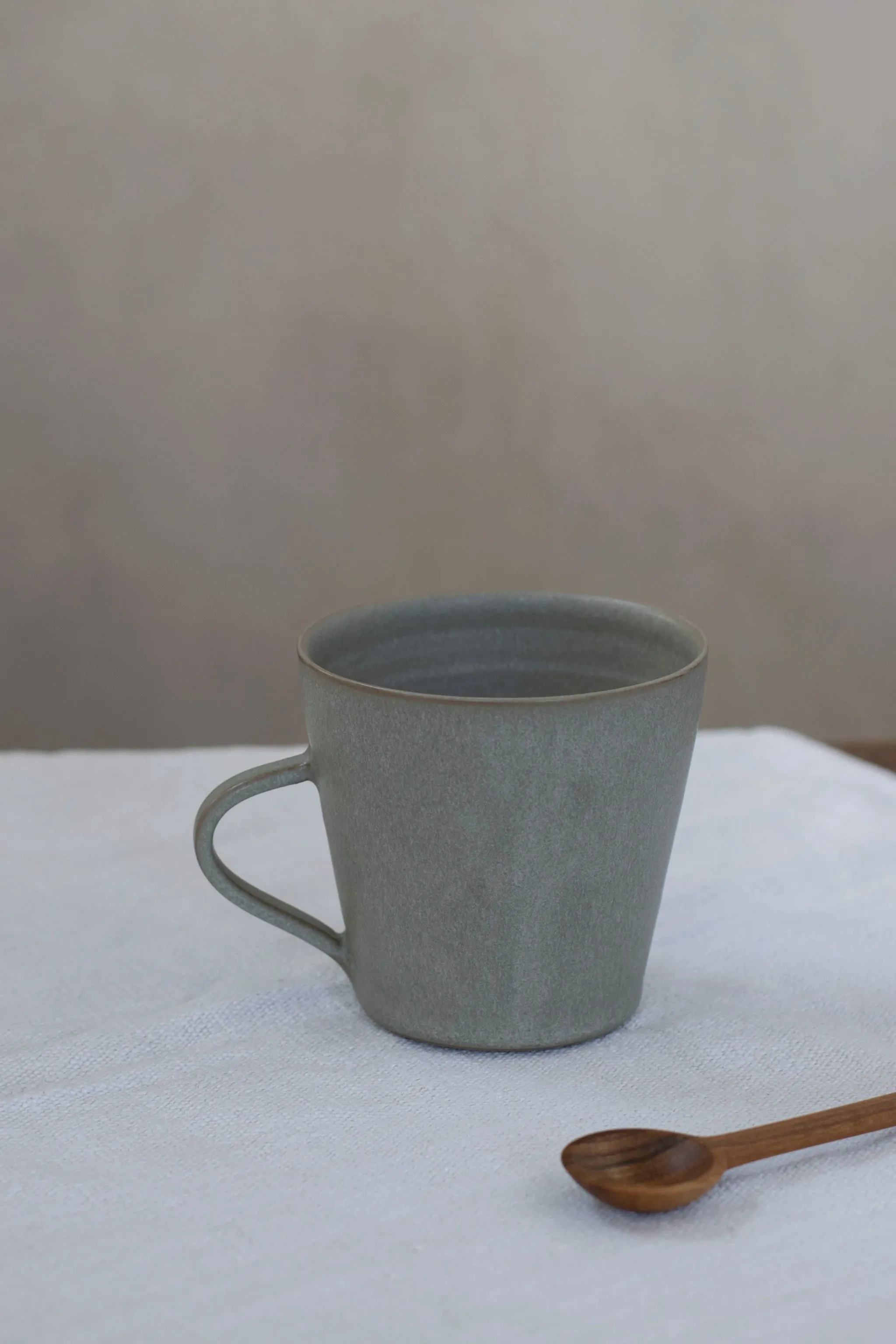 Large Flared Mug with Handle | Feather Grey | by Borja Moronta