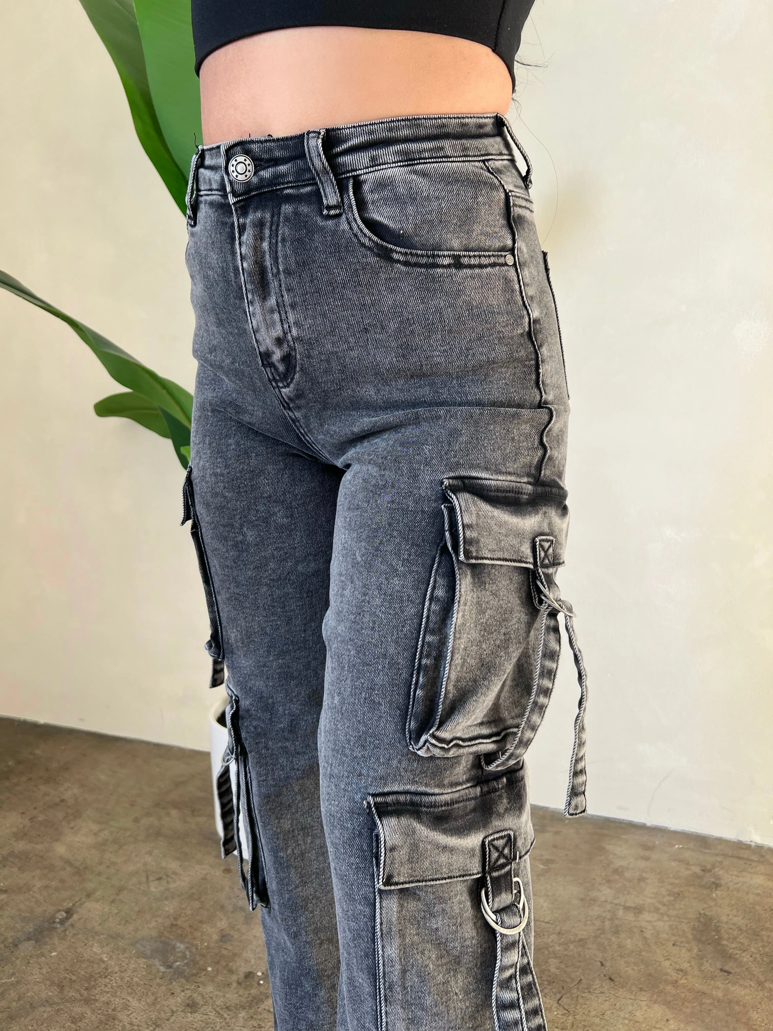Mandy Cargo Jeans (Black Denim)