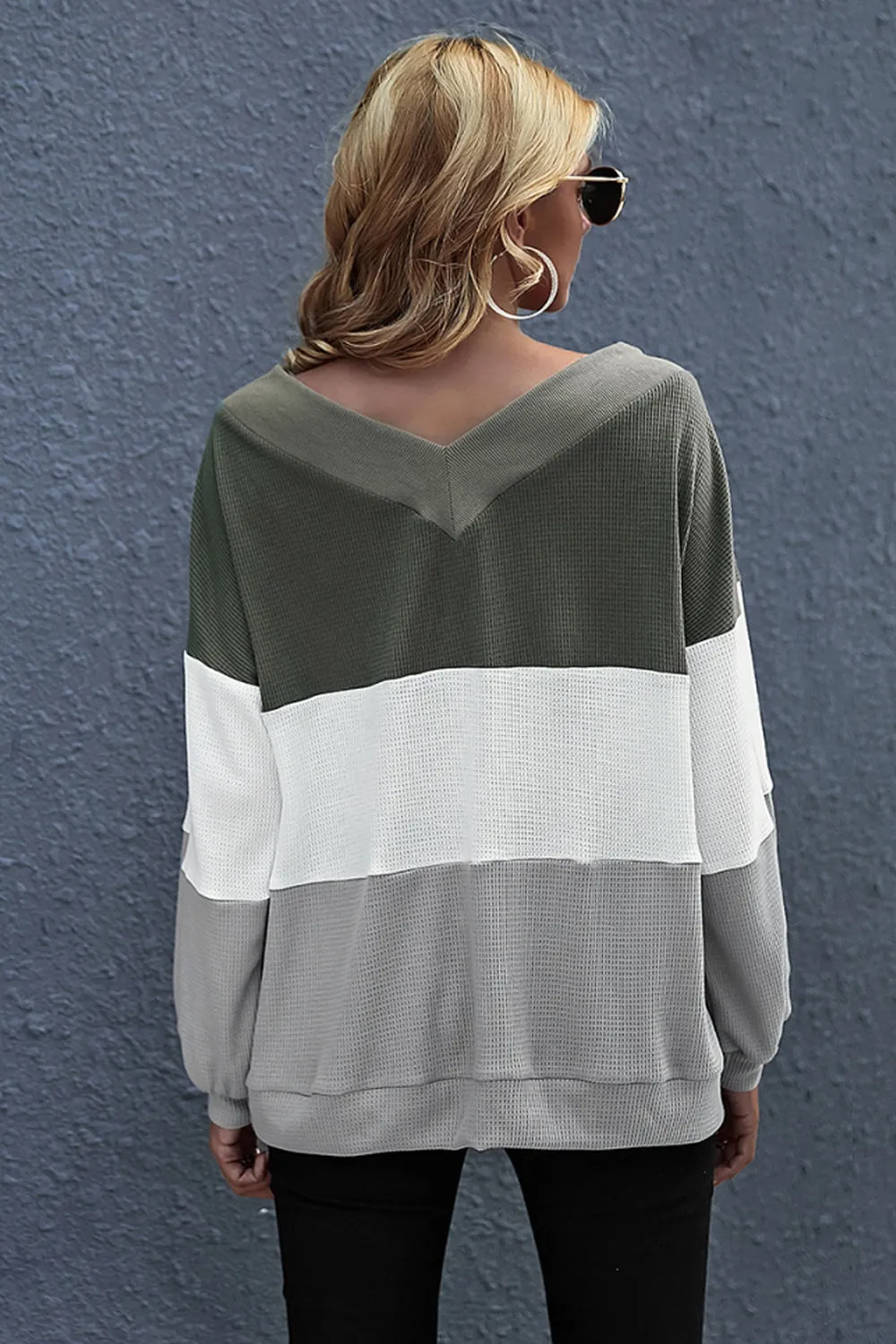 Stitching Loose Collar Flared Sleeve Top