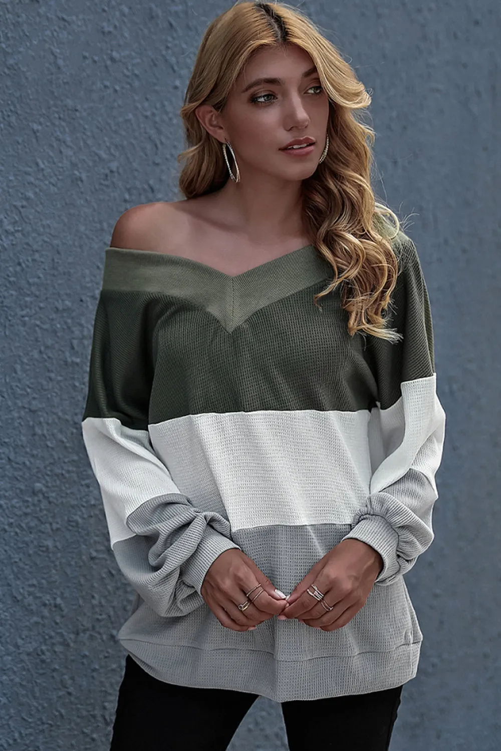 Stitching Loose Collar Flared Sleeve Top