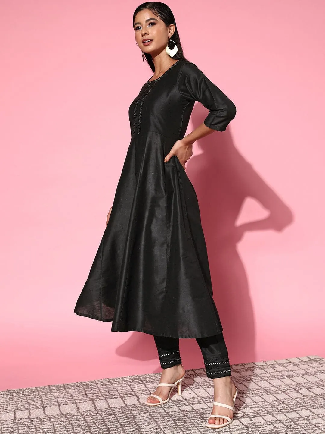 Women Black Mirror Embroidered Anarkali Kurta