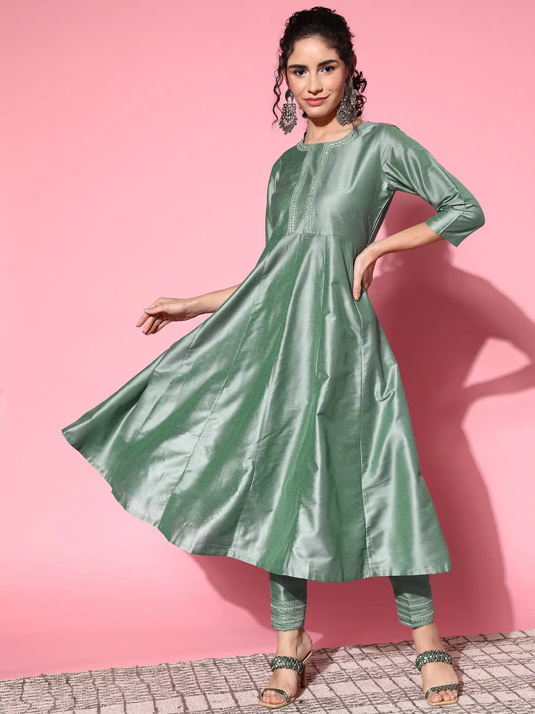 Women Green Mirror Embroidered Anarkali Kurta