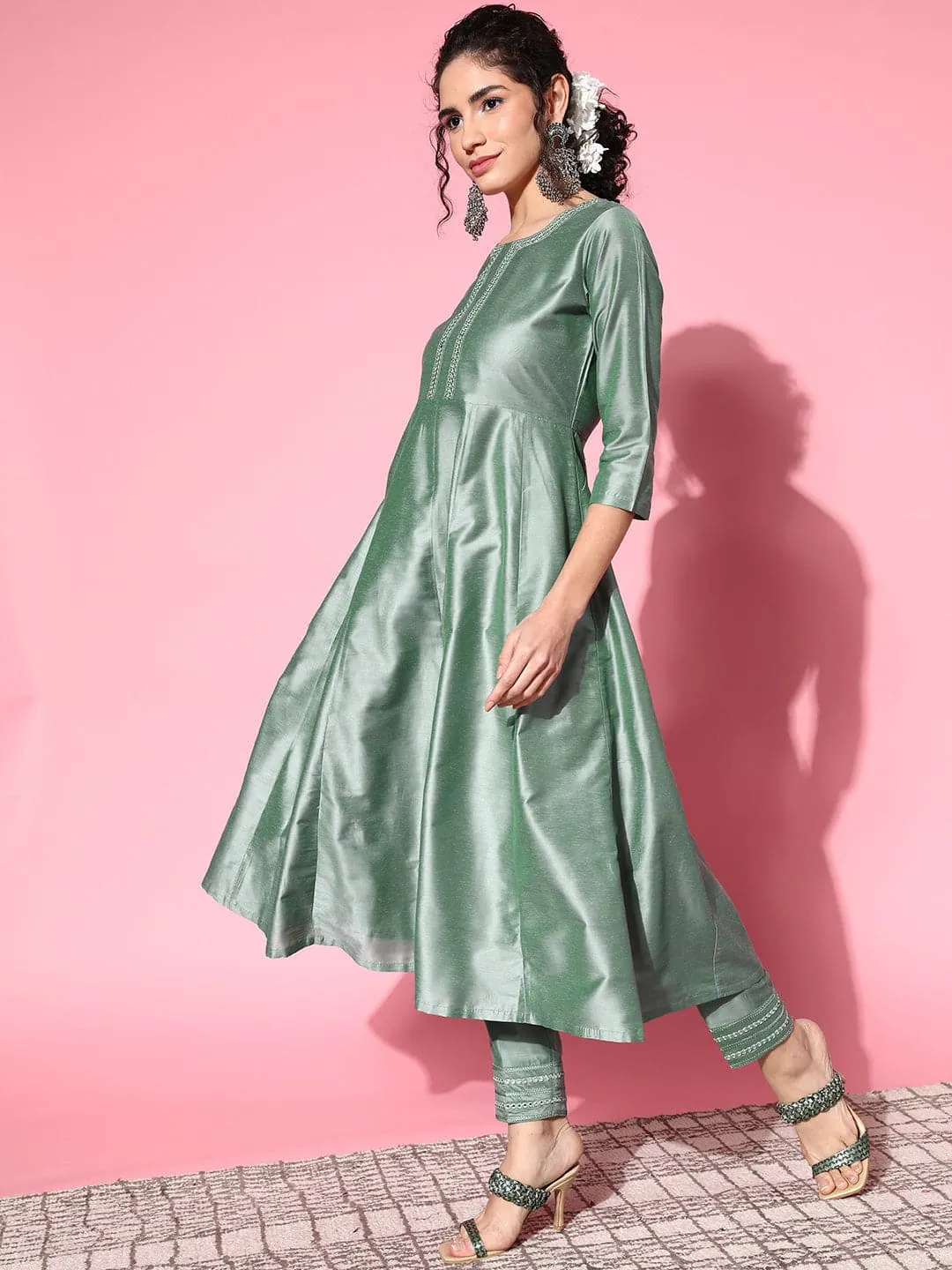 Women Green Mirror Embroidered Anarkali Kurta