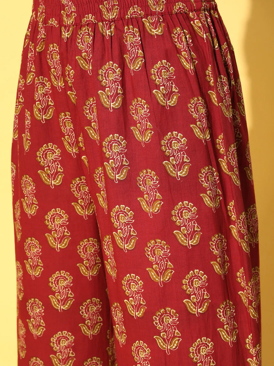 Women Red Cotton Kurta Set